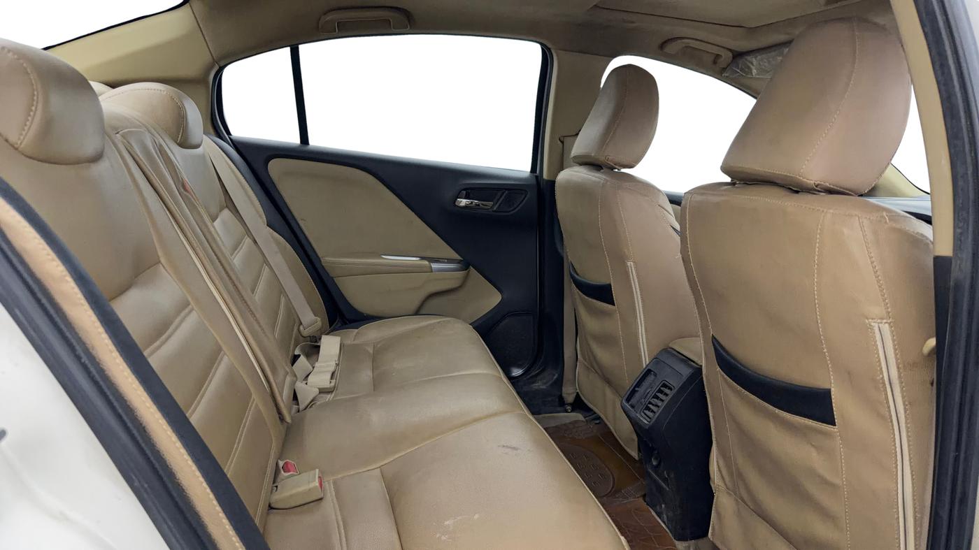 2015 Honda City 1.5L I-VTEC VX CVT, Petrol, Automatic, 57,449 km, Right Side Rear Door Cabin