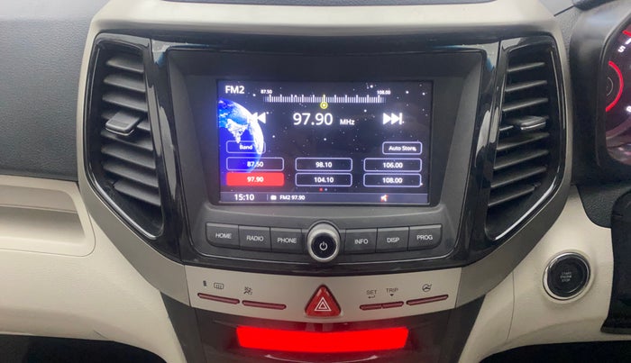 2023 Mahindra XUV300 W8 (O) 1.2 PETROL AMT, Petrol, Automatic, 18,366 km, Air Conditioner