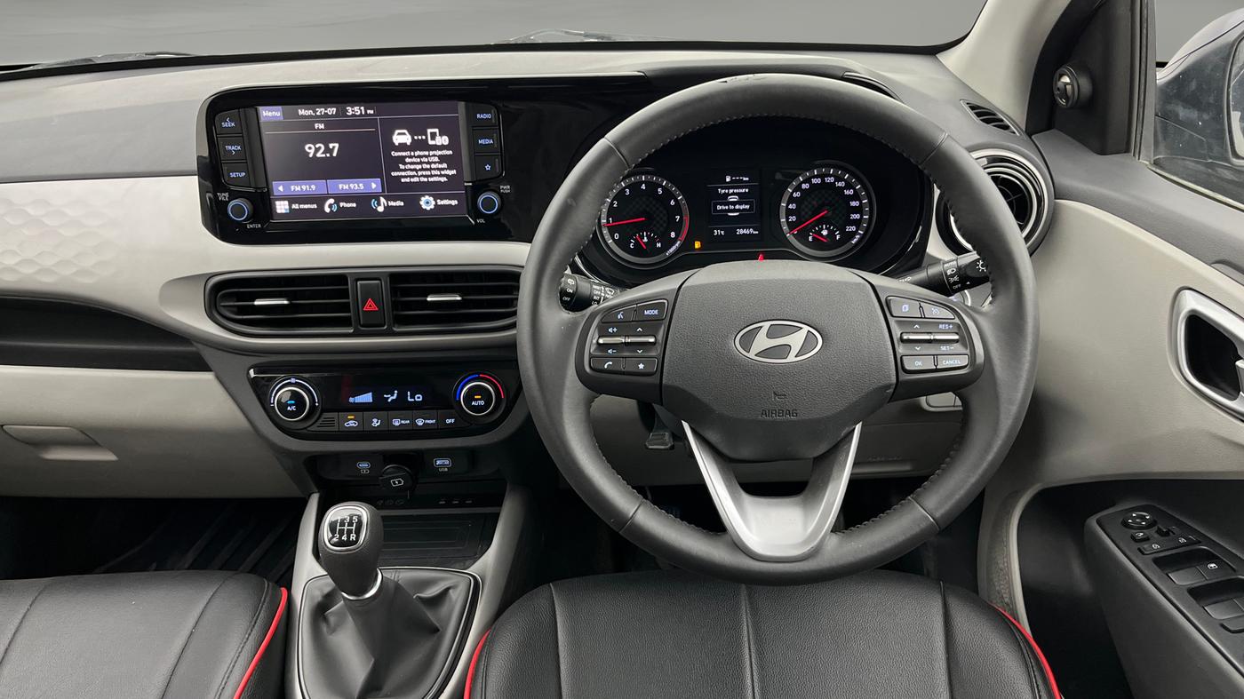 2024 Hyundai GRAND I10 NIOS ASTA 1.2 KAPPA VTVT, Petrol, Manual, 28,467 km, Steering Wheel Close Up
