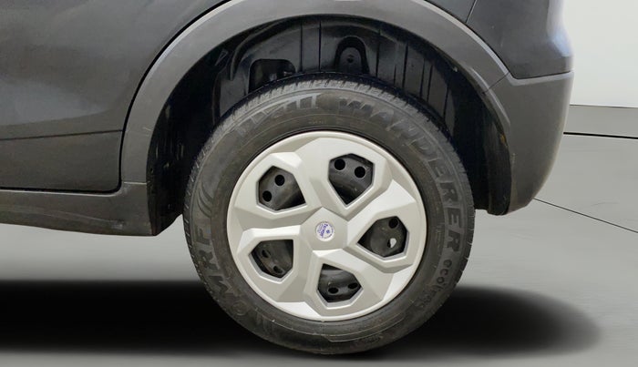 2023 Mahindra XUV300 W4 1.2 PETROL, Petrol, Manual, 52,472 km, Left Rear Wheel