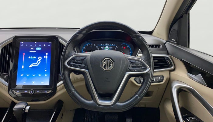 2021 MG HECTOR SHARP 1.5 PETROL CVT, Petrol, Automatic, 38,523 km, Steering Wheel Close Up