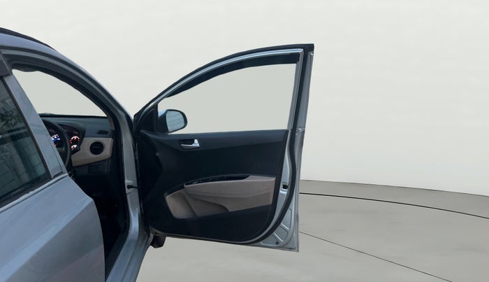 2018 Hyundai Grand i10 SPORTZ 1.2 KAPPA VTVT, Petrol, Manual, 60,547 km, RHS Front Door