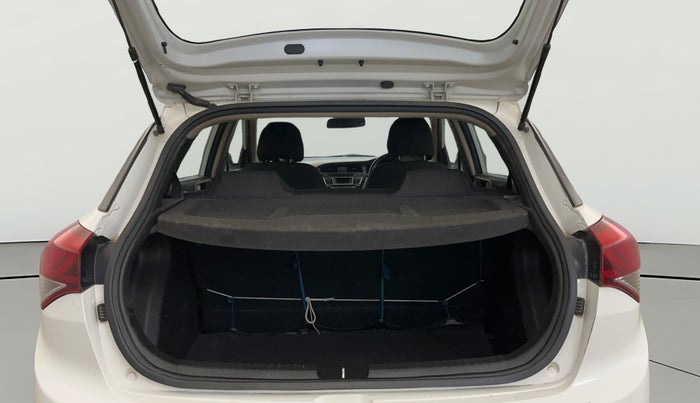 2016 Hyundai Elite i20 MAGNA 1.2, Petrol, Manual, 63,422 km, Boot Open Zoomed View