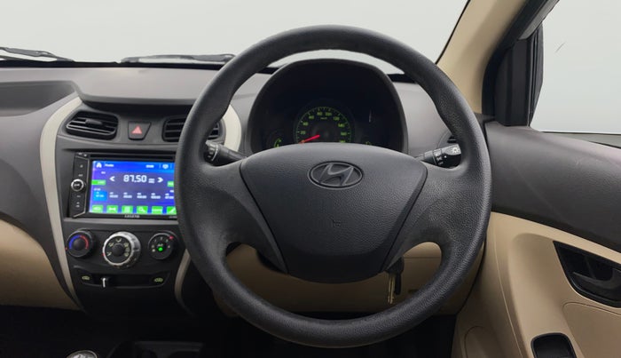 2017 Hyundai Eon ERA +, Petrol, Manual, 27,680 km, Steering Wheel Close Up