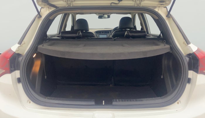 2017 Hyundai Elite i20 ASTA 1.2 (O), Petrol, Manual, 35,801 km, Boot Open Zoomed View
