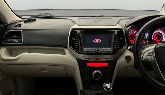 2019 Mahindra XUV300 W8 (O) 1.2 PETROL, Petrol, Manual, 54,222 km, Air Conditioner