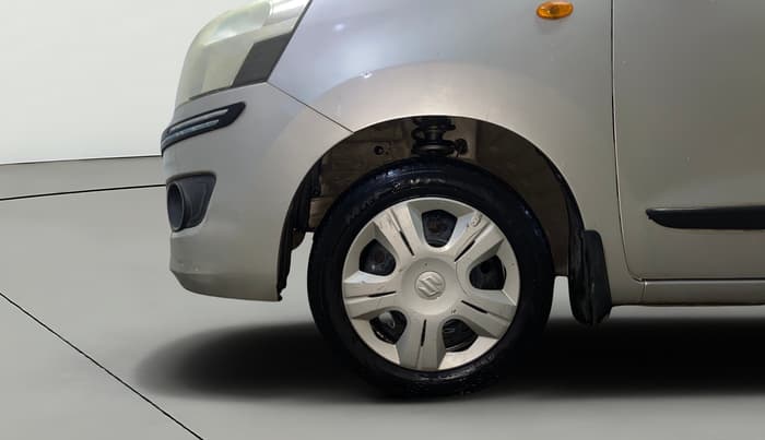 2018 Maruti Wagon R 1.0 VXI, Petrol, Manual, 38,213 km, Left Front Wheel