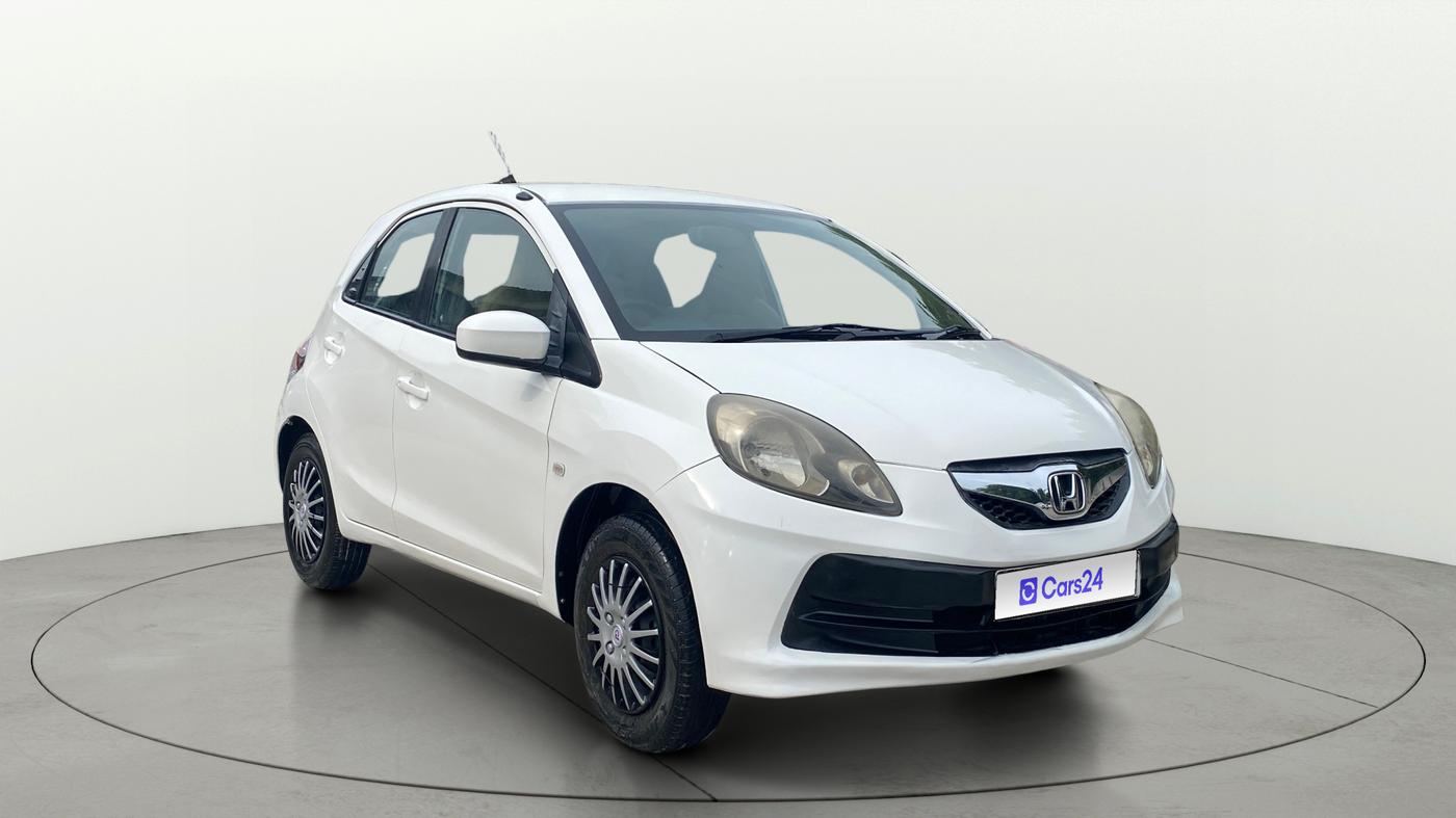 2014 Honda Brio S MT, Petrol, Manual, 73,099 km, Right Front Diagonal