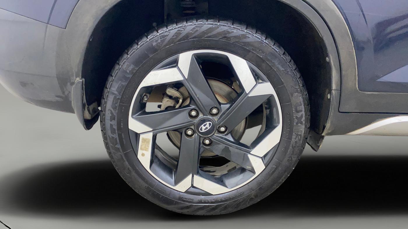 2022 Hyundai ALCAZAR PLATINUM 1.5 MT 7STR, Diesel, Manual, 80,428 km, Right Rear Wheel