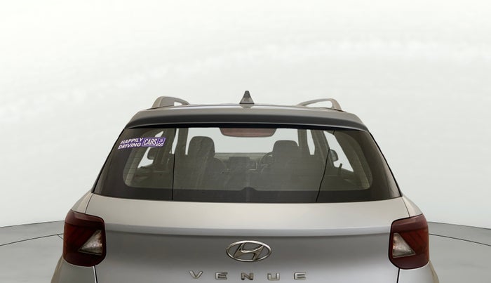 2021 Hyundai VENUE S+ 1.2, Petrol, Manual, 34,447 km, Rear Windshield