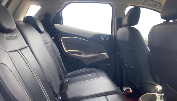 2014 Ford Ecosport TITANIUM 1.5L DIESEL, Diesel, Manual, 98,993 km, Right Side Rear Door Cabin