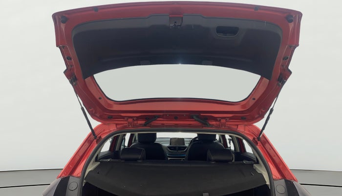 2023 Tata ALTROZ XZA PLUS, Petrol, Automatic, 30,753 km, Boot Door Open