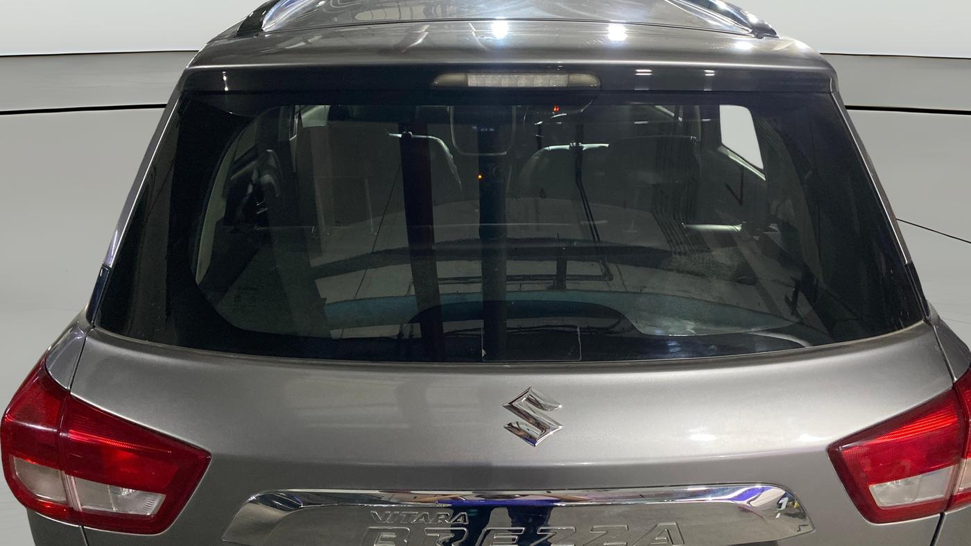 2019 Maruti Vitara Brezza VDI, Diesel, Manual, 74,806 km, Rear Windshield
