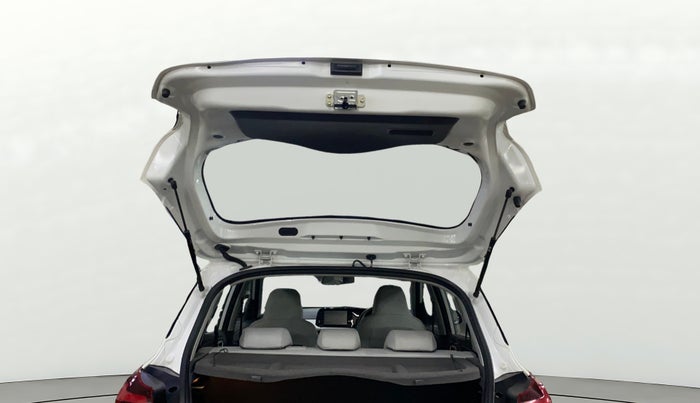 2023 Hyundai GRAND I10 NIOS ASTA 1.2 KAPPA VTVT, Petrol, Manual, 7,978 km, Boot Door Open