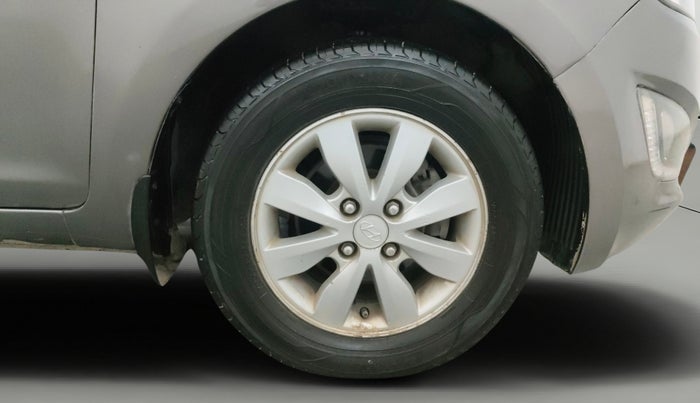 2013 Hyundai i20 SPORTZ 1.2, Petrol, Manual, 78,058 km, Right Front Wheel