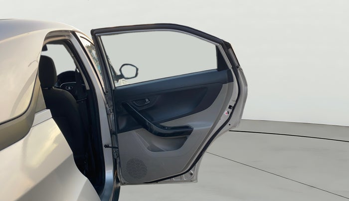 2018 Tata NEXON XM PETROL, Petrol, Manual, 96,091 km, RHS Rear Door