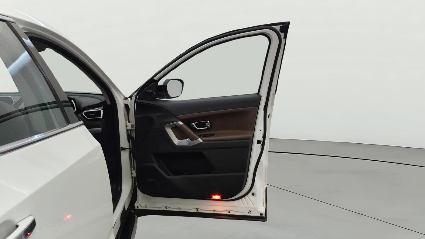 2021 Tata Harrier XZ 2.0L, Diesel, Manual, 1,20,527 km, RHS Front Door