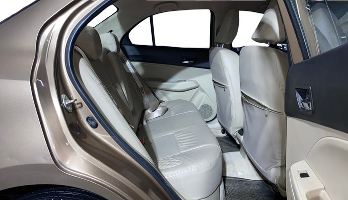 2022 Maruti Dzire ZXI AMT, Petrol, Automatic, 2,822 km, Right Side Rear Door Cabin