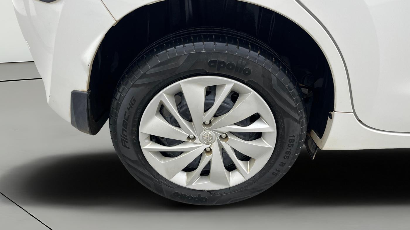 2023 Toyota Glanza S, Petrol, Manual, 23,363 km, Right Rear Wheel