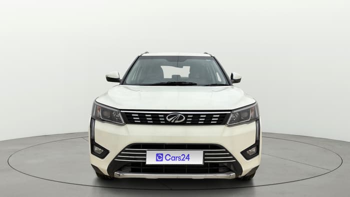 2020 Mahindra XUV300 W6 1.2 PETROL, Petrol, Manual, 31,877 km, Front