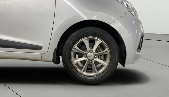 2016 Hyundai Grand i10 ASTA (O) 1.2 KAPPA VTVT, Petrol, Manual, 72,602 km, Right Front Wheel