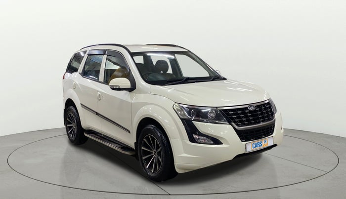 2021 Mahindra XUV500 W5, Diesel, Manual, 98,119 km, Right Front Diagonal