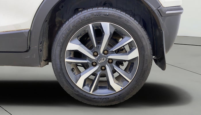 2020 Mahindra XUV300 W8 (O) 1.2 PETROL, Petrol, Manual, 42,702 km, Left Rear Wheel