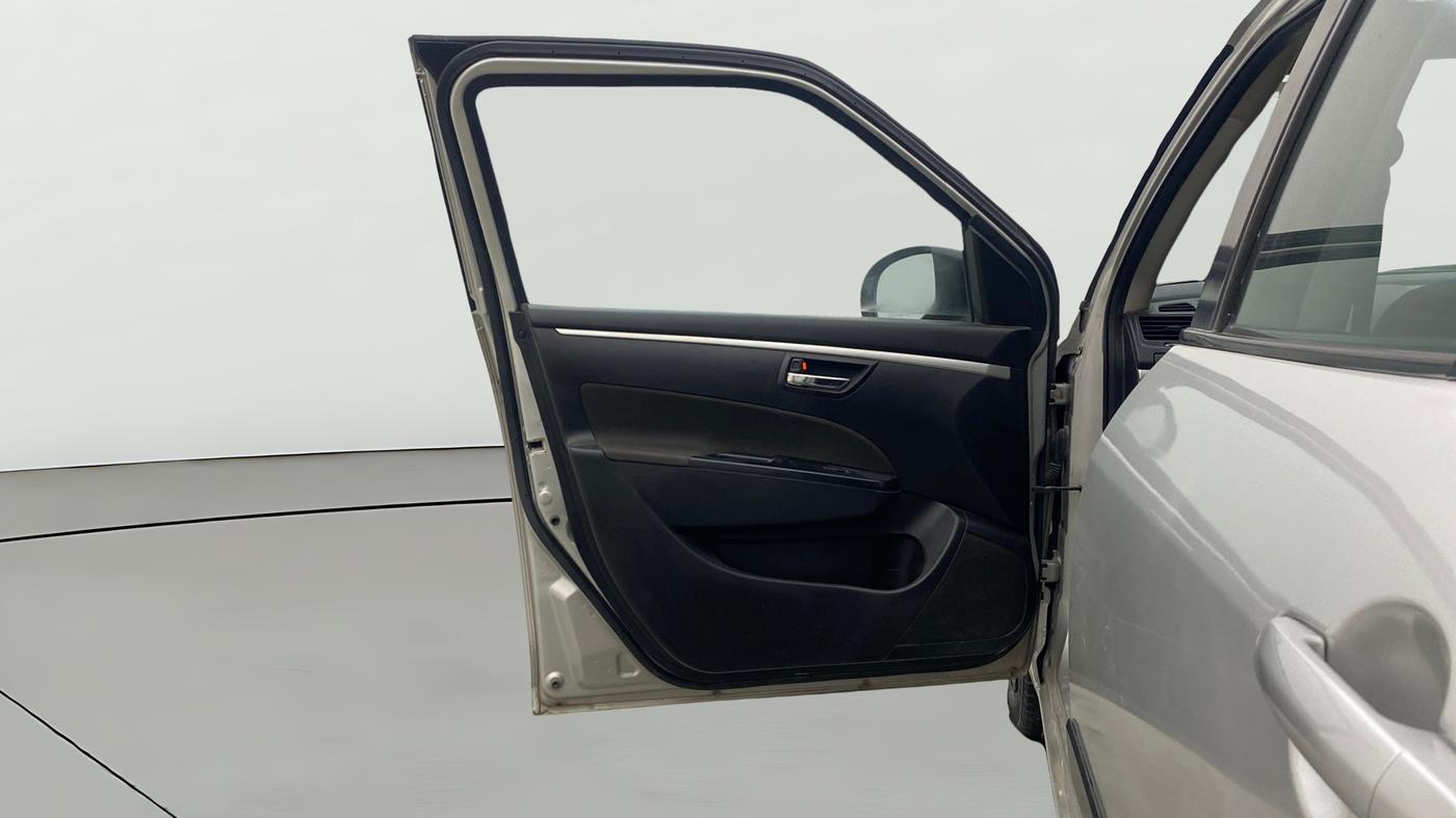 2013 Maruti Swift VDI, Diesel, Manual, 1,45,424 km, LHS Front Door