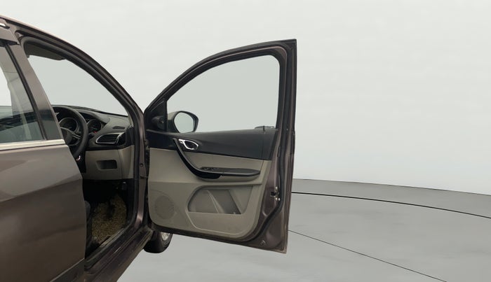 2017 Tata Tiago XZ PETROL, Petrol, Manual, 89,056 km, RHS Front Door