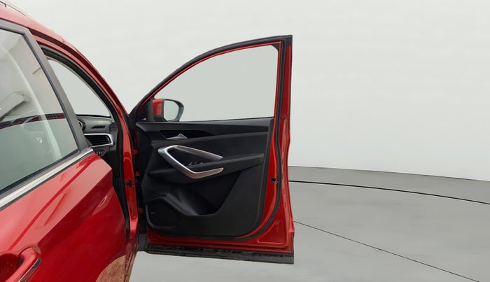 2020 MG HECTOR SHARP 1.5 DCT PETROL, Petrol, Automatic, 97,900 km, RHS Front Door