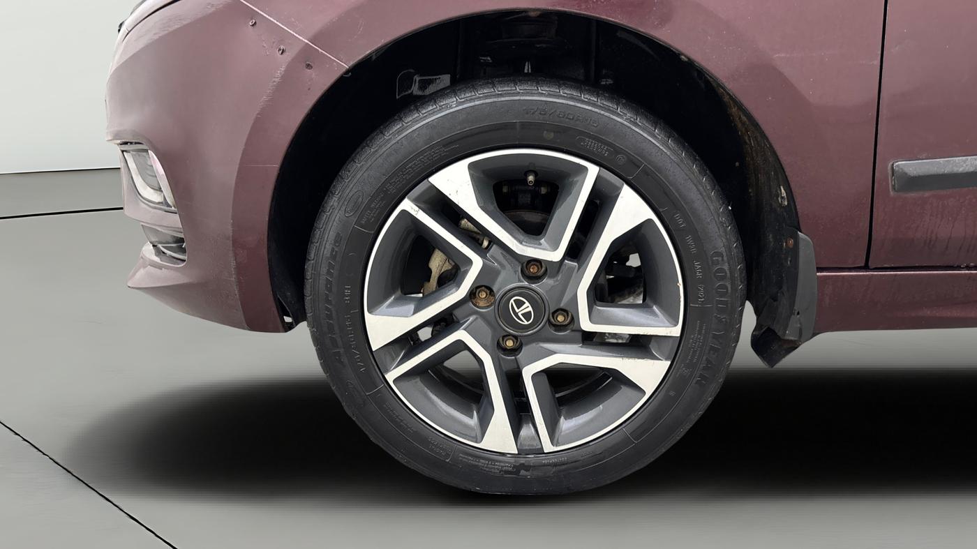 2021 Tata TIGOR XZA PLUS PETROL, Petrol, Automatic, 39,947 km, Left Front Wheel