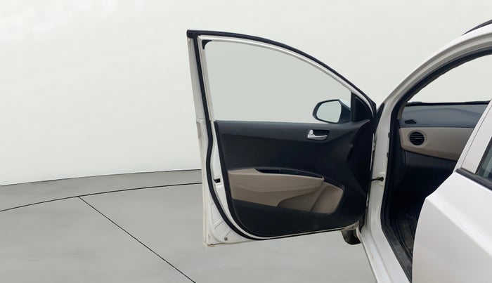 2016 Hyundai Grand i10 SPORTZ 1.2 KAPPA VTVT, Petrol, Manual, 73,649 km, LHS Front Door