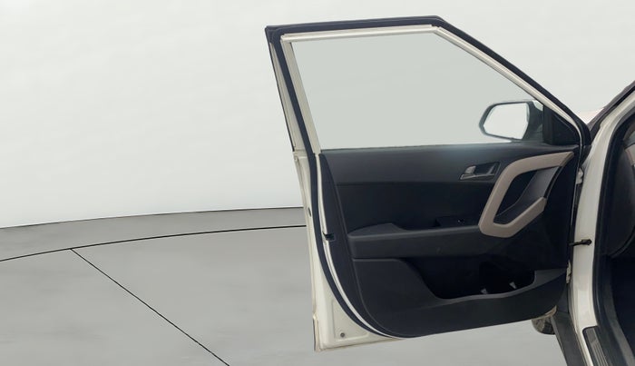 2017 Hyundai Creta SX PLUS AT 1.6 PETROL, Petrol, Automatic, 1,11,538 km, LHS Front Door