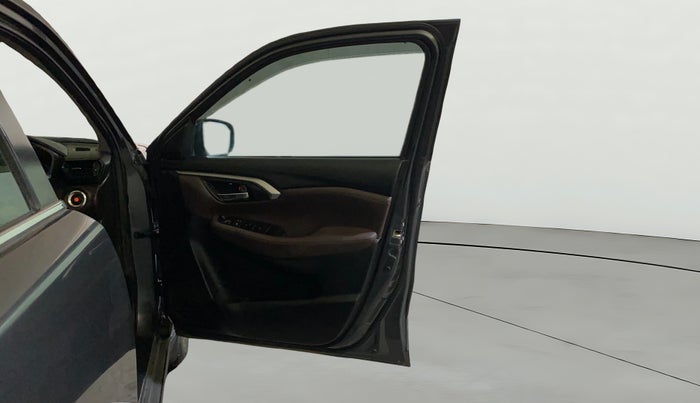 2023 Maruti Grand Vitara ALPHA SMART HYBRID, Petrol, Manual, 75,164 km, RHS Front Door