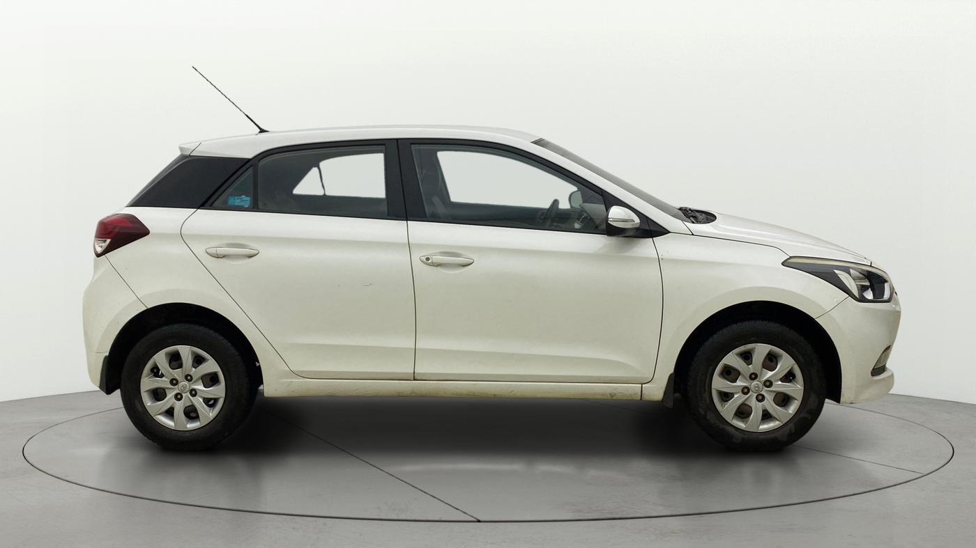 2018 Hyundai Elite i20 SPORTZ 1.2, Petrol, Manual, 33,264 km, Right Side View