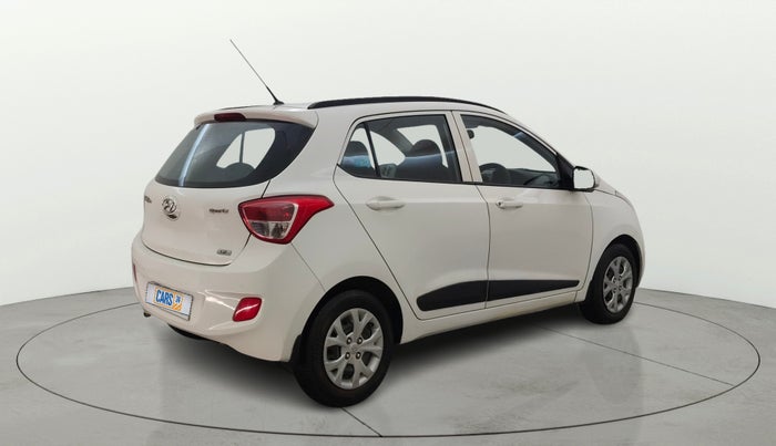 2015 Hyundai Grand i10 SPORTZ 1.2 KAPPA VTVT, Petrol, Manual, 42,040 km, Right Back Diagonal
