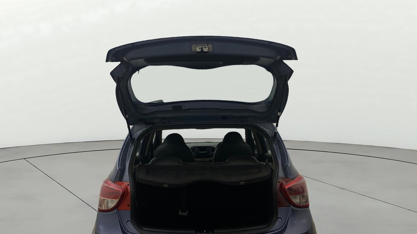 2015 Hyundai Grand i10 SPORTZ 1.2 KAPPA VTVT, Petrol, Manual, 1,40,829 km, Boot Open Zoomed View