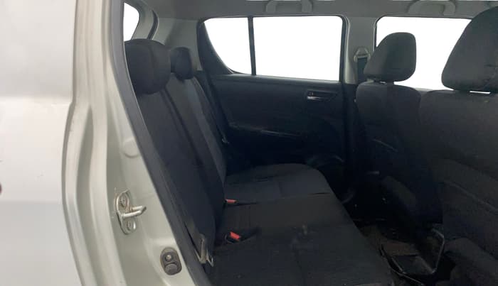 2014 Maruti Swift VXI, Petrol, Manual, 1,17,696 km, Right Side Rear Door Cabin