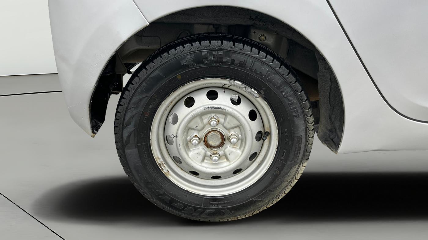 2015 Hyundai Eon D-LITE+, Petrol, Manual, 35,263 km, Right Rear Wheel