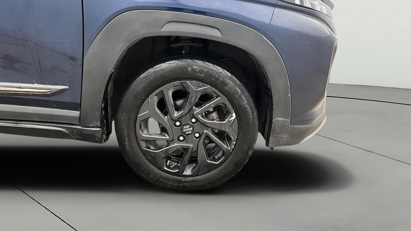 2023 Maruti FRONX DELTA PLUS 1.2L AGS, Petrol, Automatic, 29,042 km, Right Front Wheel