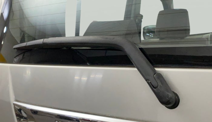 2015 Maruti Wagon R 1.0 VXI, Petrol, Manual, 44,888 km, Rear Wiper