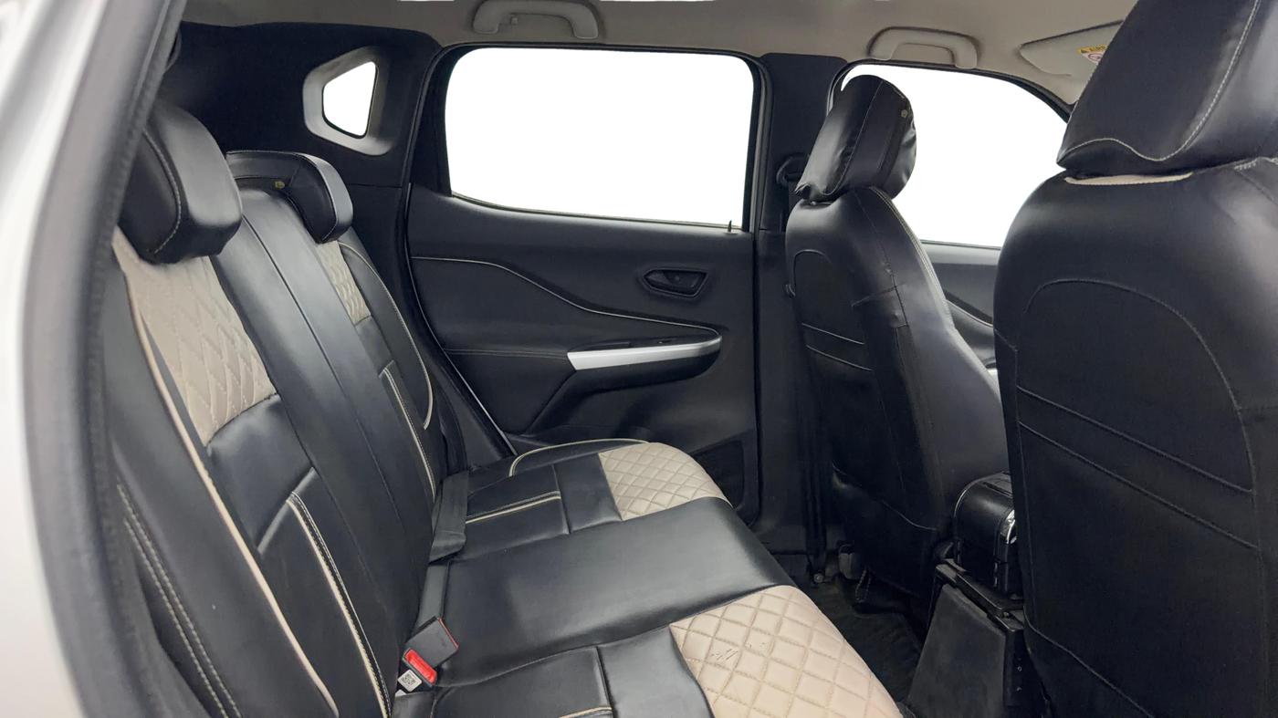 2022 Nissan MAGNITE XE, Petrol, Manual, 66,523 km, Right Side Rear Door Cabin