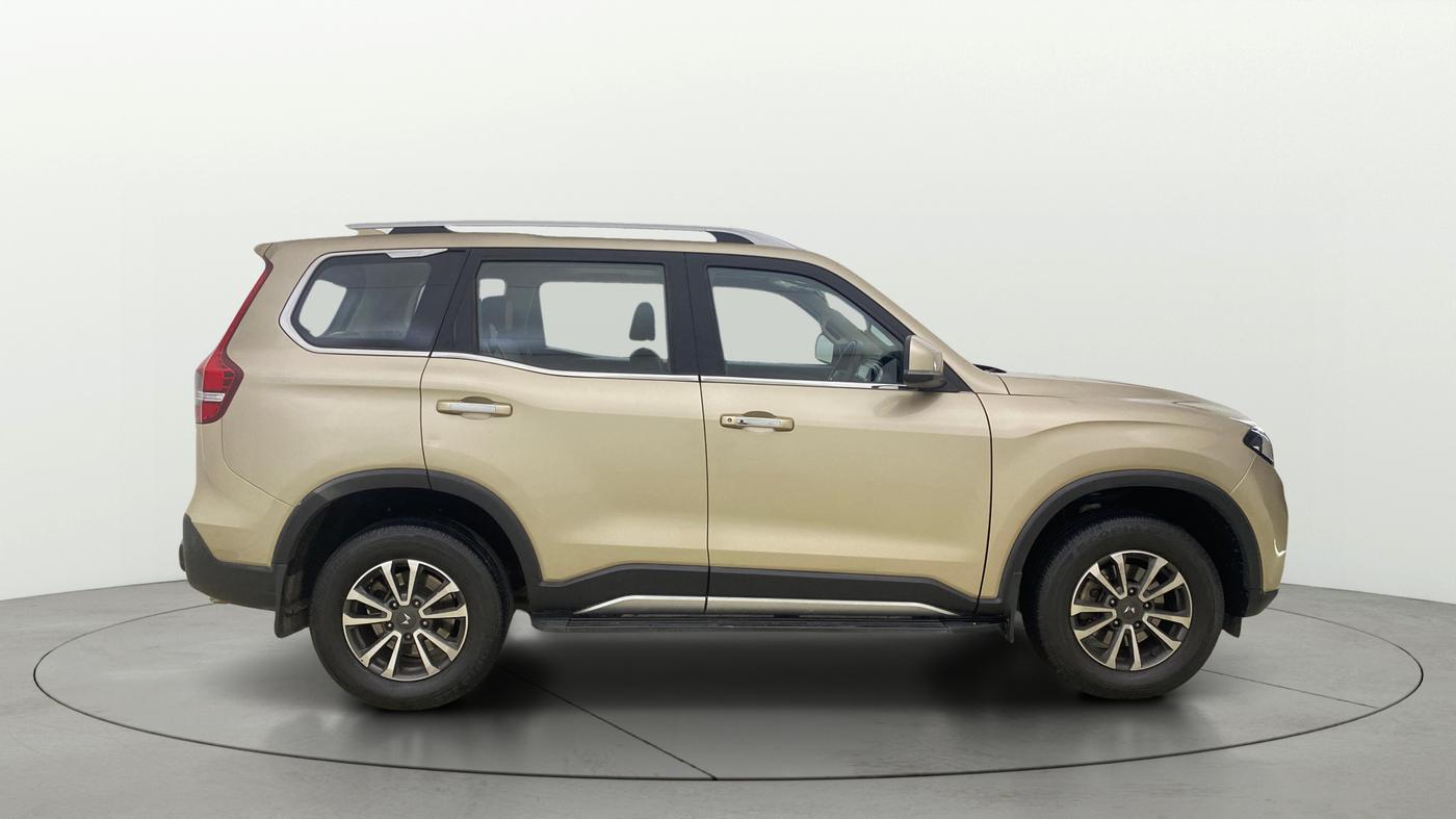 2023 Mahindra SCORPIO-N Z8 L PETROL MT 7 STR, Petrol, Manual, 20,542 km, Right Side View