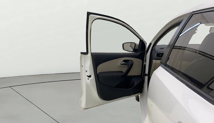 2013 Volkswagen Polo HIGHLINE1.2L, Petrol, Manual, 86,334 km, LHS Front Door