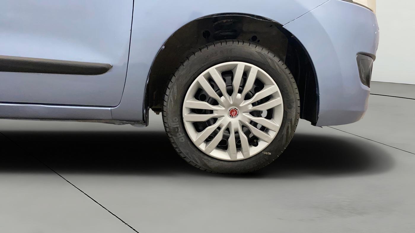 2015 Maruti Wagon R 1.0 VXI, Petrol, Manual, 51,019 km, Right Front Wheel