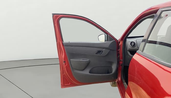 2016 Renault Kwid RXT 0.8, Petrol, Manual, 56,205 km, LHS Front Door