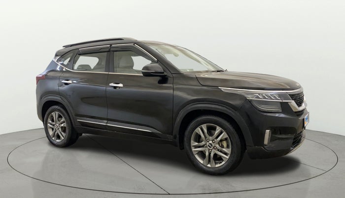 2022 KIA SELTOS HTX PETROL 1.5, Petrol, Manual, 35,386 km, Right Front Diagonal