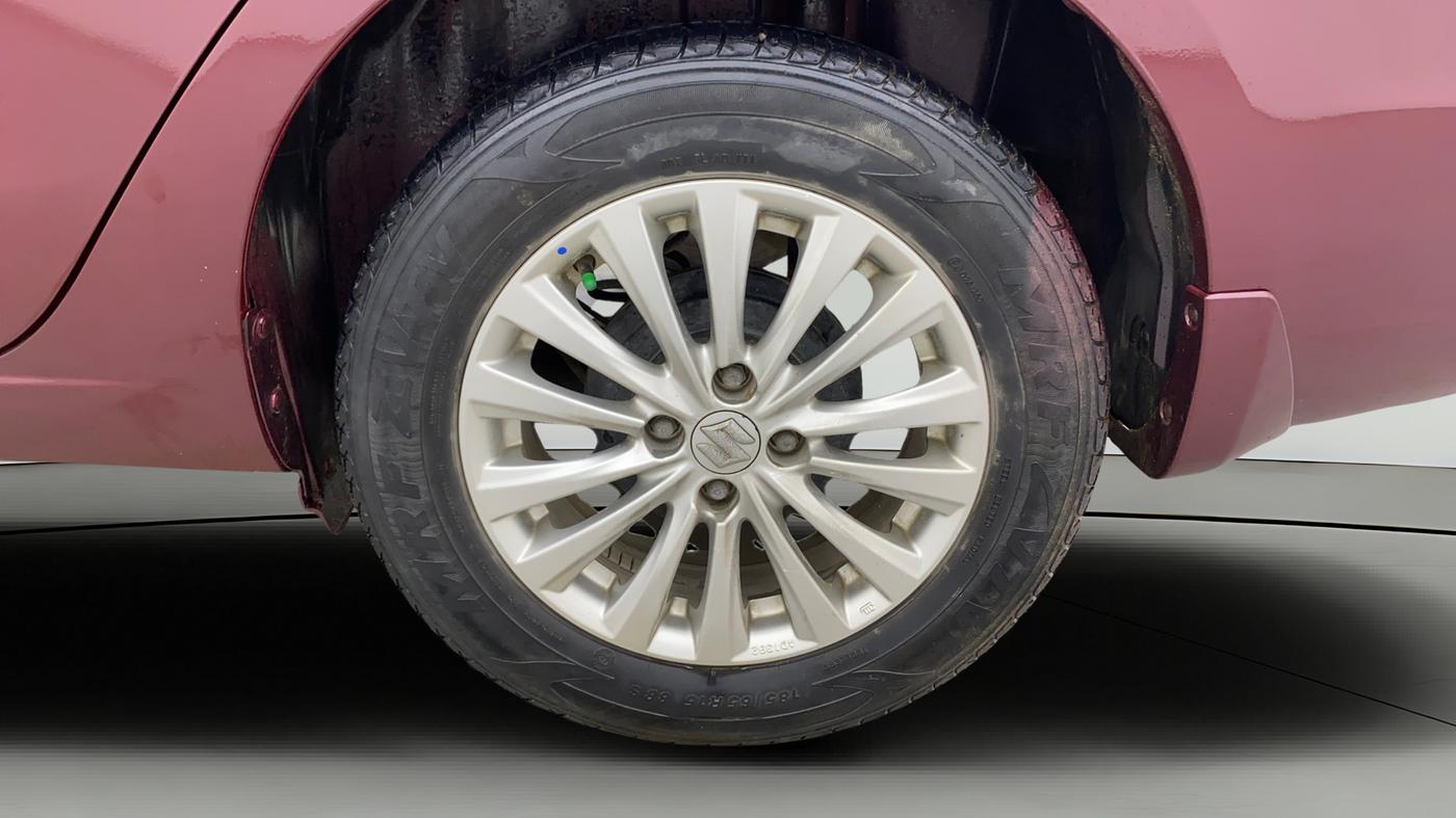 2015 Maruti Ciaz ZXI, Petrol, Manual, 44,028 km, Left Rear Wheel