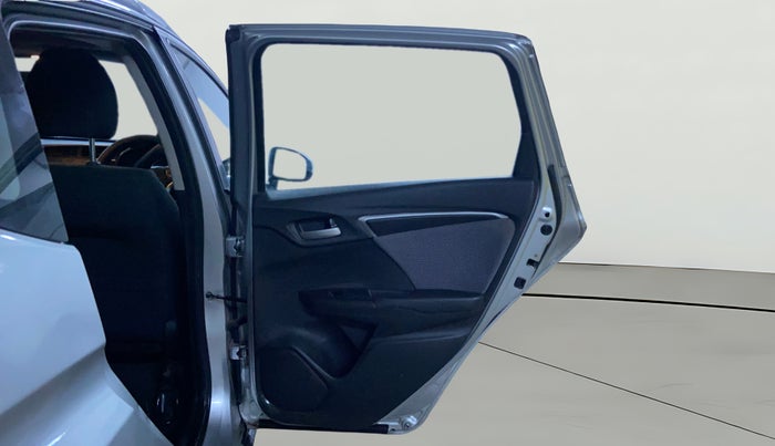 2017 Honda WR-V 1.5L I-DTEC VX MT, Diesel, Manual, 1,06,869 km, RHS Rear Door