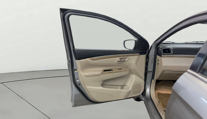 2019 Maruti Ciaz ALPHA  AT 1.5 SHVS PETROL, Petrol, Automatic, 85,193 km, LHS Front Door